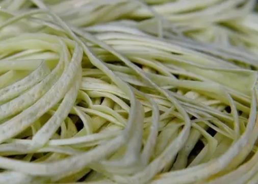 秀山美食特产-绿豆粉:重庆市秀山区产地美食-绿豆粉原料做法,产地宝