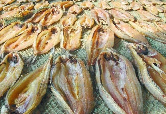 养马岛咸鱼干:烟台牟平区特产咸鱼干,产地海产品养马岛咸鱼干,产地宝