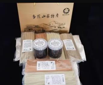 牟平鹤仙谷特产礼盒:烟台牟平区特色产品杏花山庄面粉面条干果特产,产地宝
