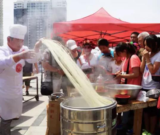 郭城摔面:烟台海阳市特色美食郭城摔面,产地宝