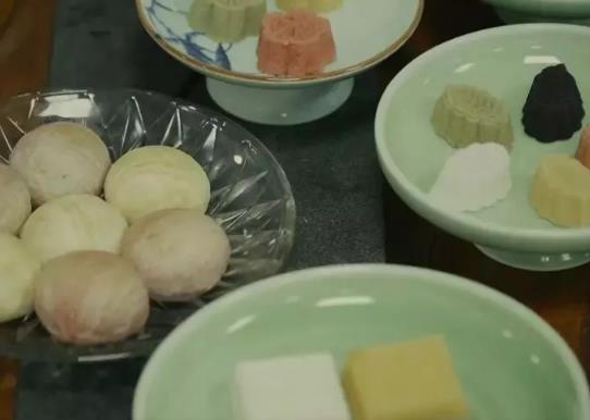 桐庐十六回切糕点:杭州桐庐县特色美食食品十六回切糕点,产地宝