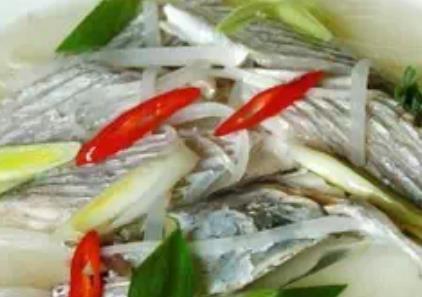 带鱼熬菜头丝:温州市乐清特色美食带鱼熬菜头丝,产地宝