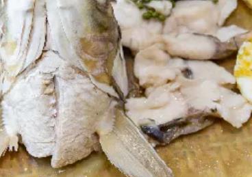 女山湖鳊鱼:滁州市明光特色美食清蒸鳊鱼,产地食品鳊鱼,产地宝